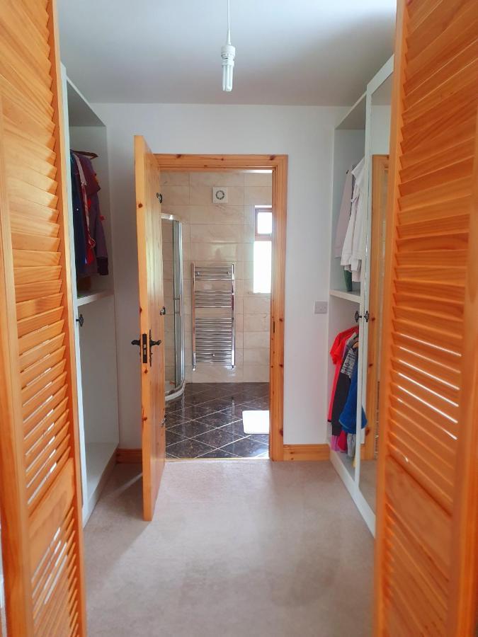 Urkers' Guest Accommodation Crossmaglen Kültér fotó